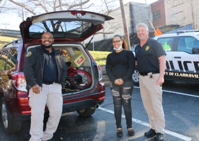 clarksville police assisting with adopt a family giveaways