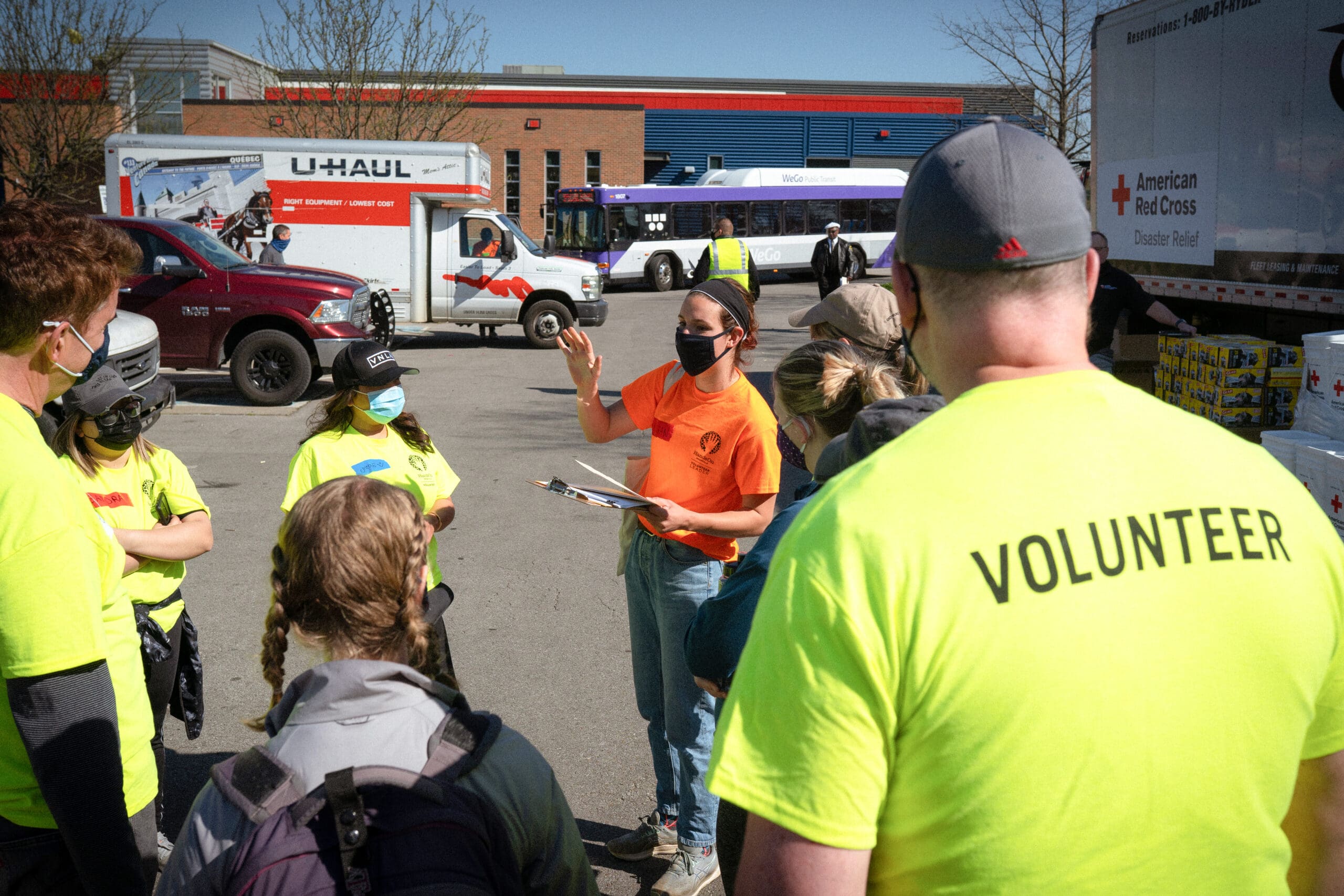volunteer leader with disaster volunteers