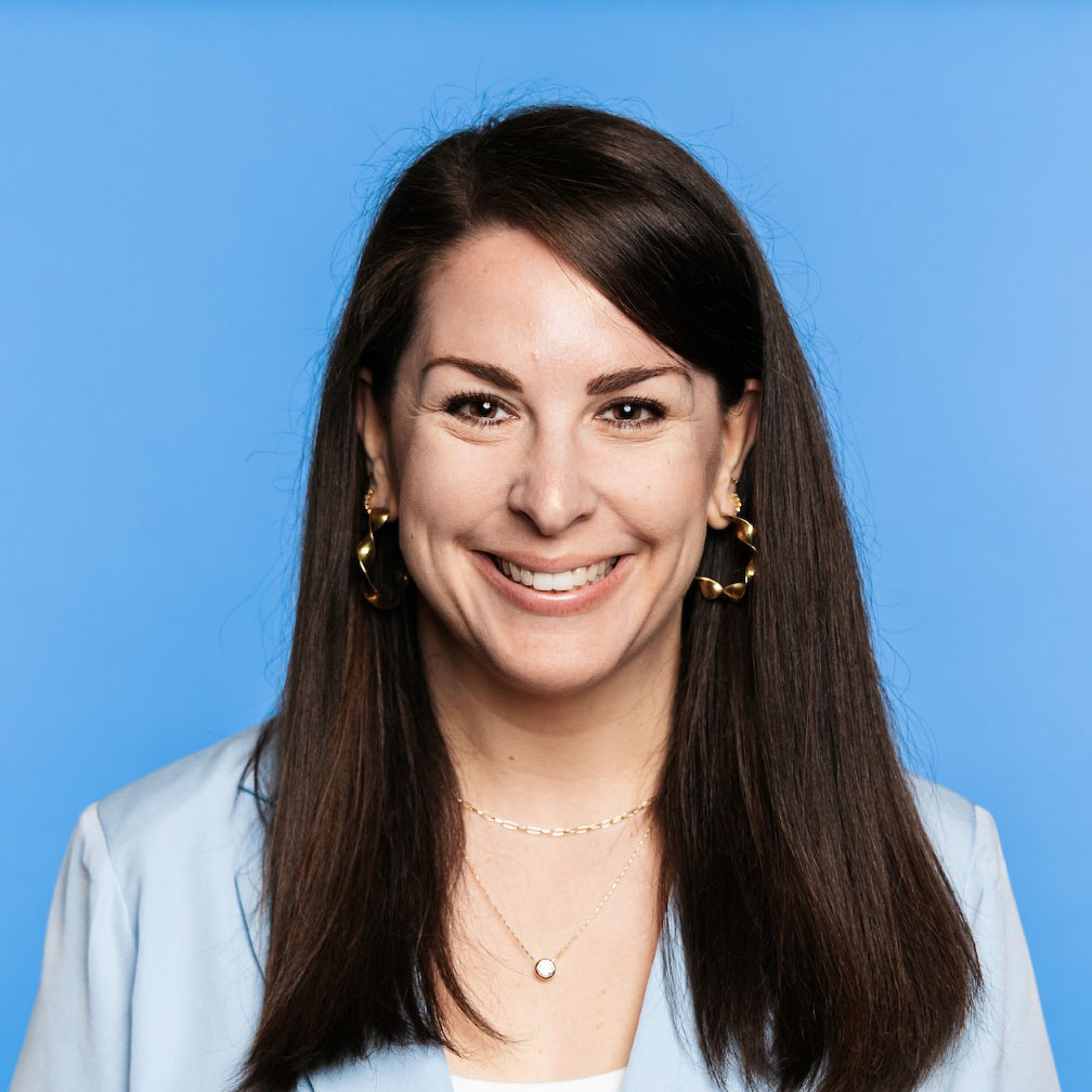 mary overend headshot